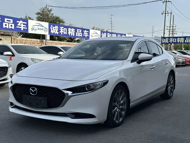 Mazda 3 Axela 2021 2.0L Automatic Quality Shine