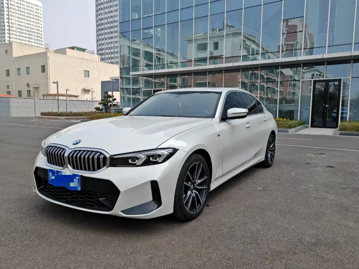 BMW 3 Series 2024 320Li M Sport Package