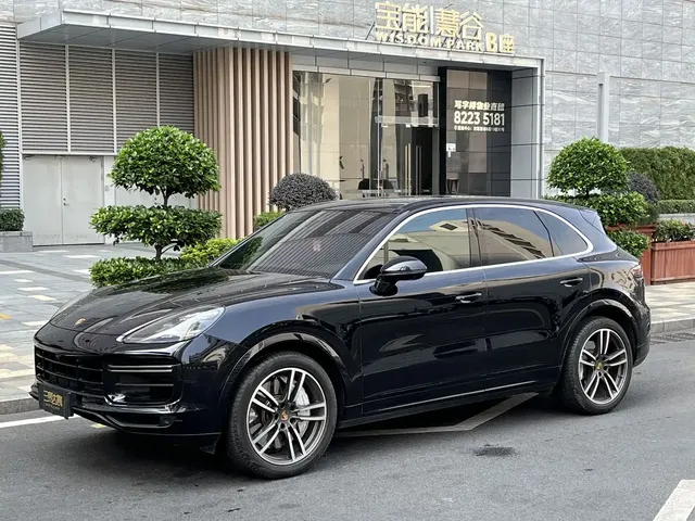Porsche Cayenne 2018 Cayenne Turbo 4.0T
