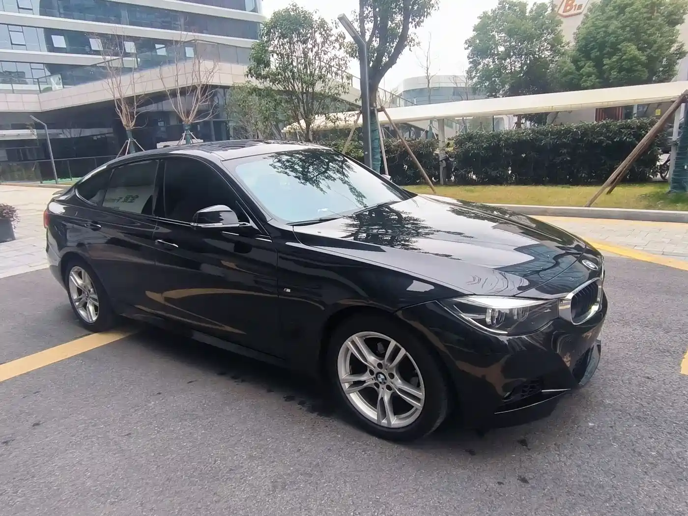 BMW 3 Series GT 2019 320i M Sport Package