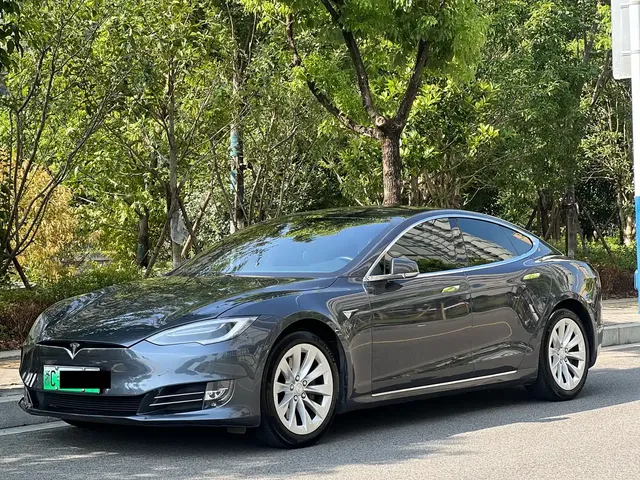 Tesla Model S 2017 Model S 75D Standard Range