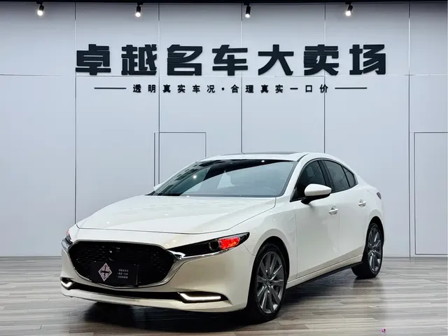 Mazda 3 Axela 2021 1.5L Automatic Quality & Beauty