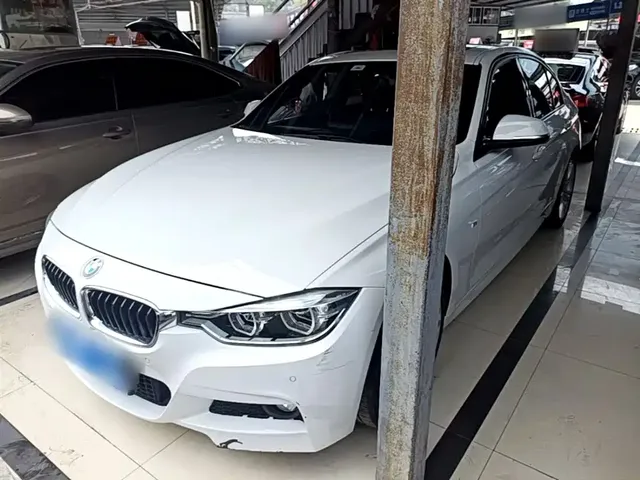 BMW 3 Series 2019 320i M Sport Package