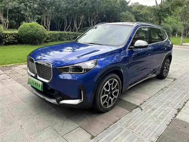 BMW iX1 2023 xDrive30L X Design Package