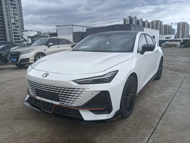 Changan UNI-V 2023 1.5T Sport Edition