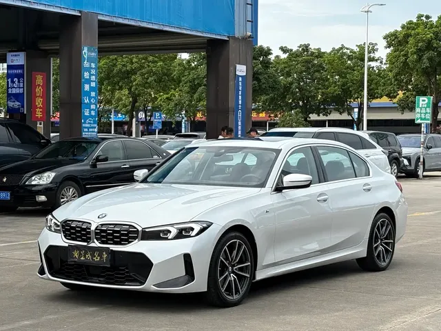 BMW 3 Series 2025 325Li M Sport Package