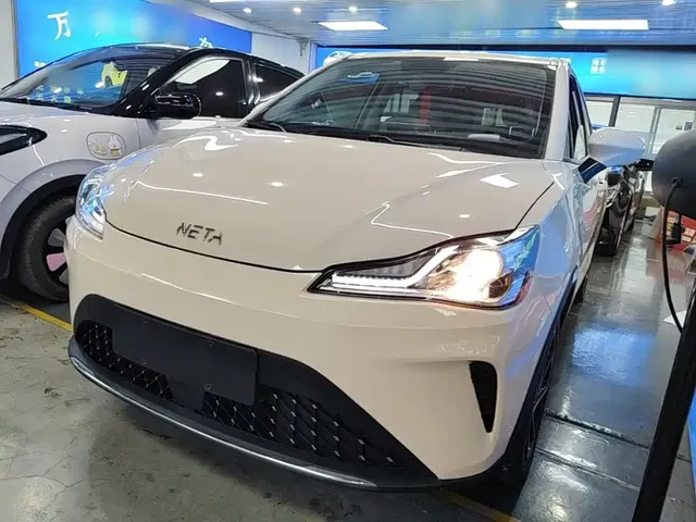 Nezha Auto Nezha AYA 2023 Facelift 401 Lite