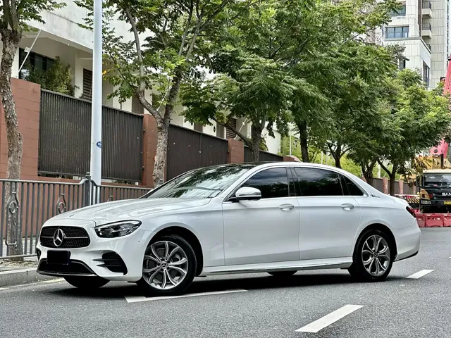 Mercedes-Benz E-Class 2022 Second Facelift E 300 L Sport Fashion