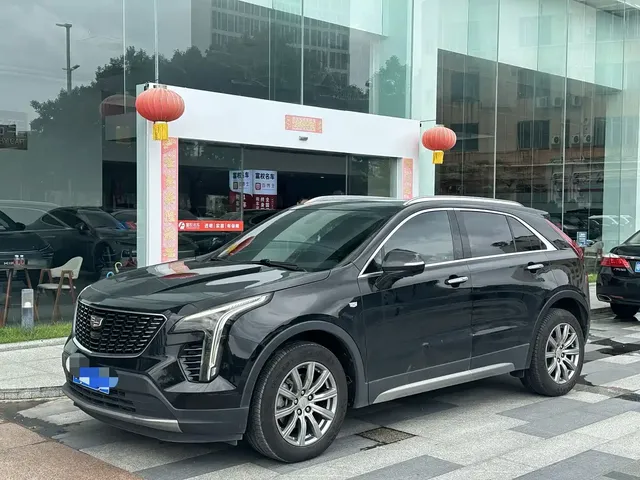 Cadillac XT4 2021 28T FWD Premium Edition