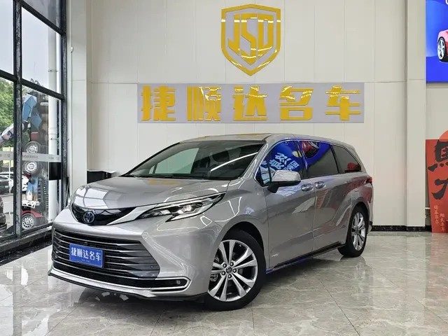 Toyota Sienna 2023 2.5L Hybrid Premium Edition