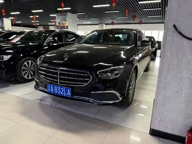 Mercedes-Benz E-Class 2023 E 300 L Fashion