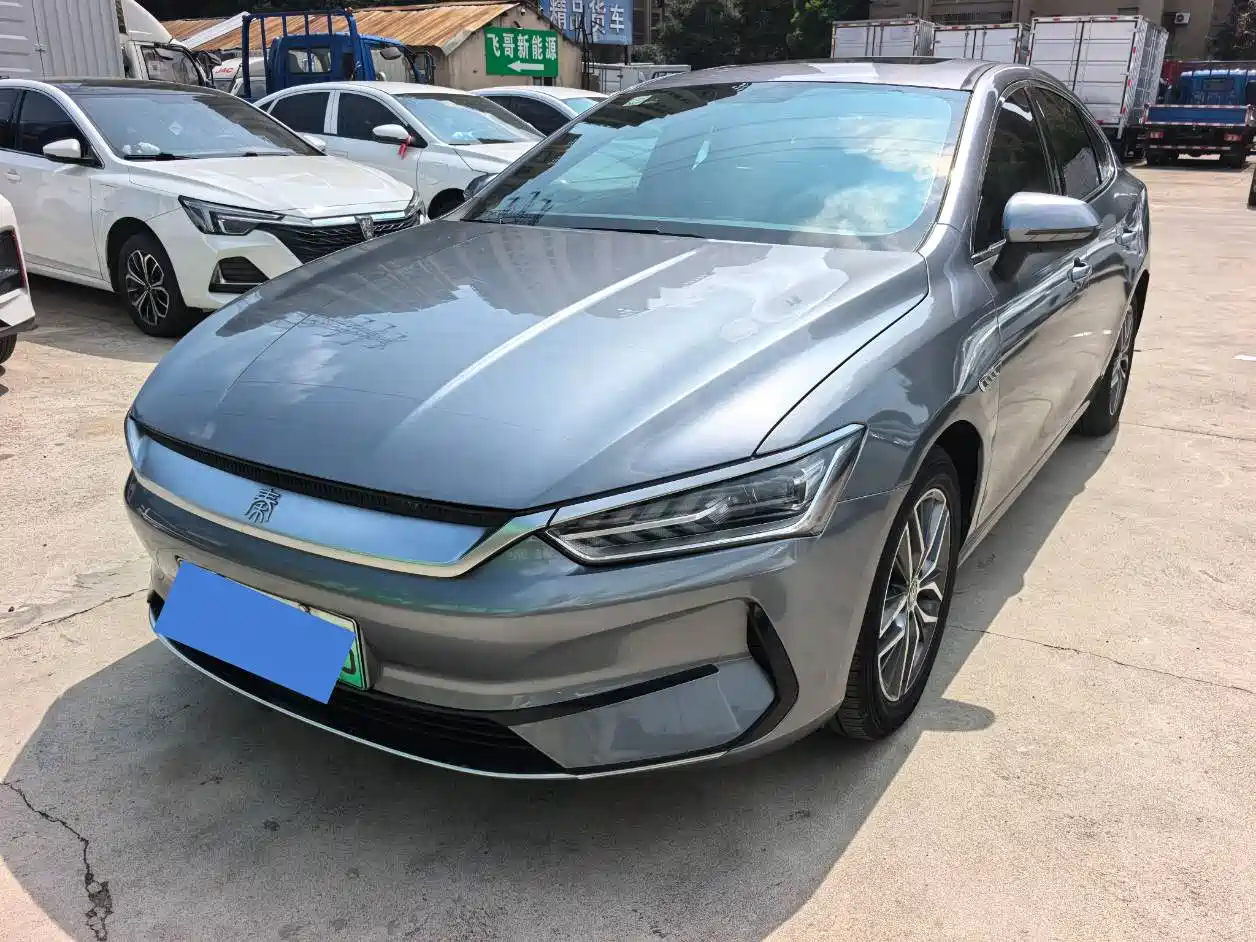 BYD Qin PLUS 2021 EV 500KM Luxury Model
