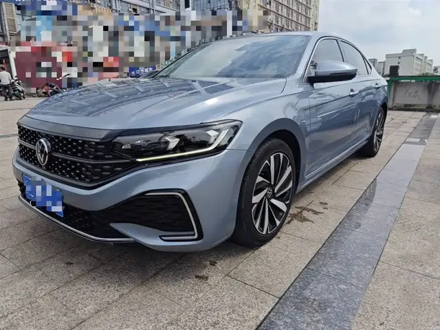 Volkswagen Passat 2022 330TSI Starlight Elite Edition