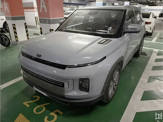 Geely ICON 2020 1.5TD i9 BSG