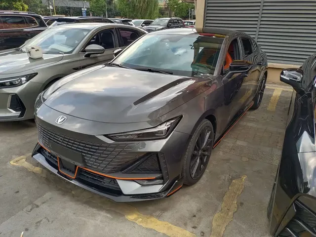 Changan UNI-V 2023 1.5T Sport Edition