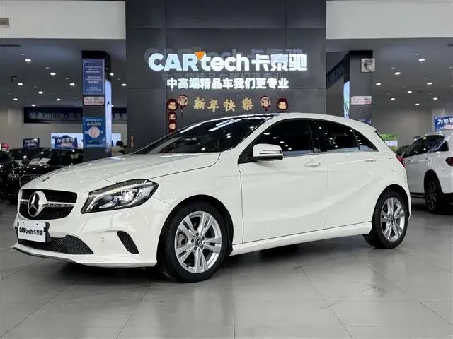 Mercedes-Benz A-Class (Import) 2017 Facelift A 200 Dynamic