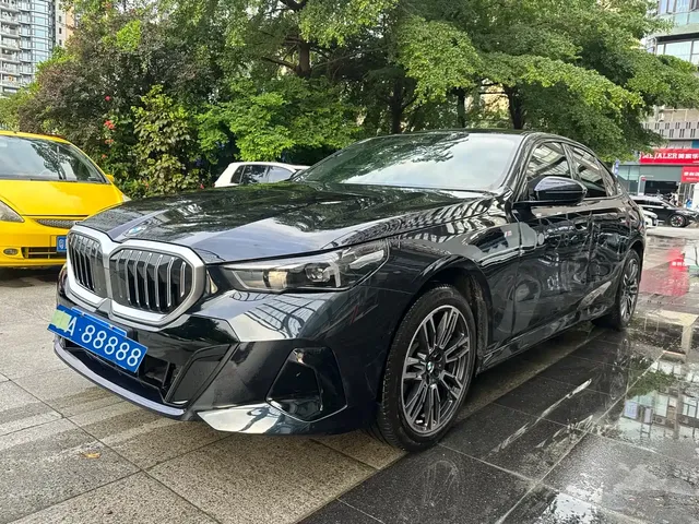 BMW 5 Series (Import) 2024 Model 525i M Sport Package