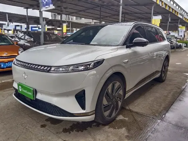 Dongfeng Yipai eπ008 2025 210Ultra Smart Drive Edition 6-seater