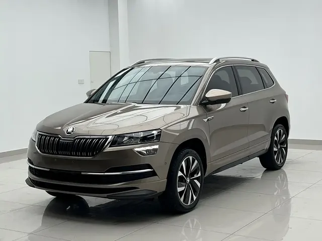 Škoda Karoq 2022 Facelift TSI280 Luxury Edition