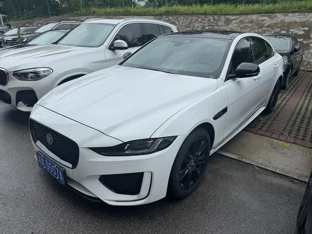 Jaguar XEL 2025 2.0T 250PS R-DYNAMIC 90th Anniversary Edition