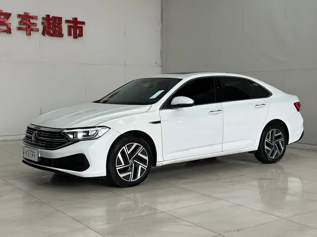 Volkswagen Sagitar 2023 300TSI DSG Surpassing Edition