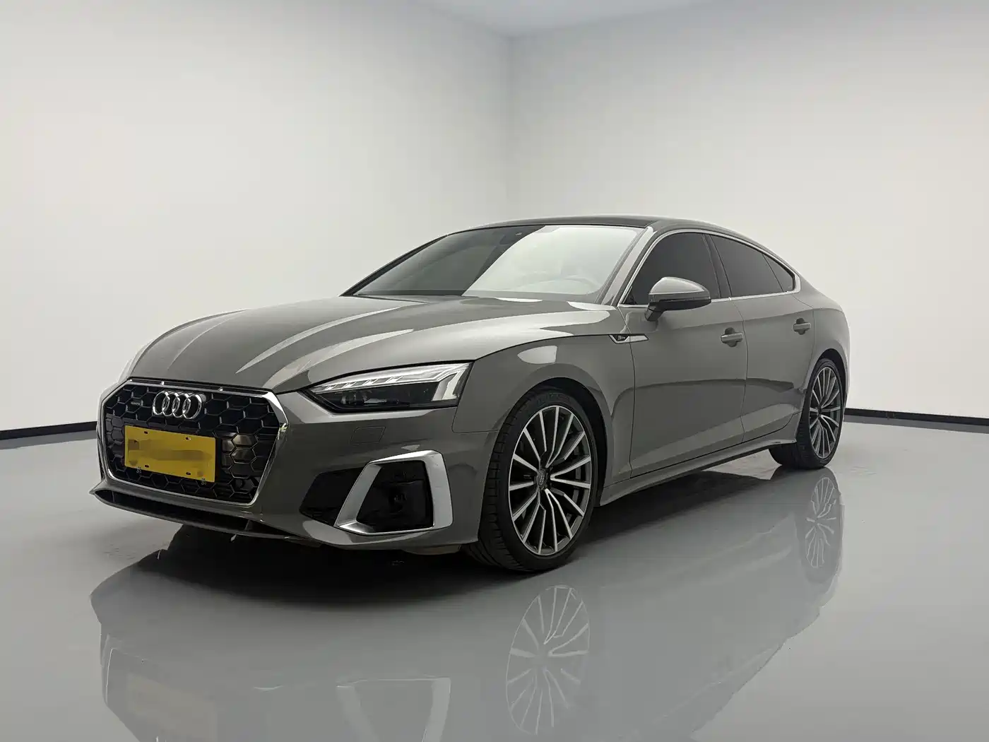 Audi A5 (Import) 2021 Sportback 40 TFSI quattro Luxury Dynamic