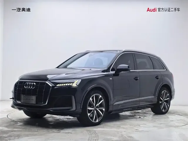 Audi Q7 2023 55 TFSI quattro S line Sport