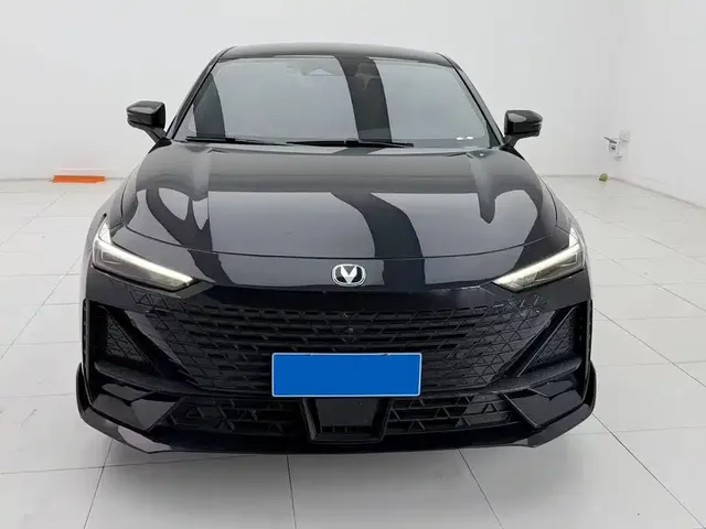 Changan UNI-V 2023 1.5T Sport Edition