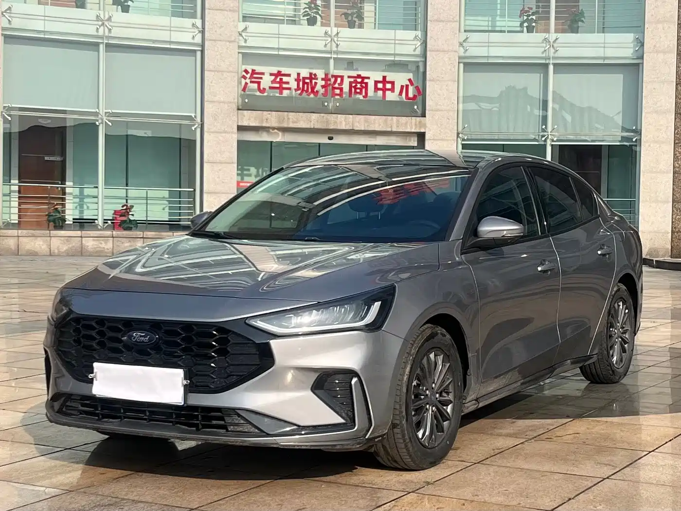 Ford Focus 2022 Sedan EcoBoost 180 Auto Speed Edition