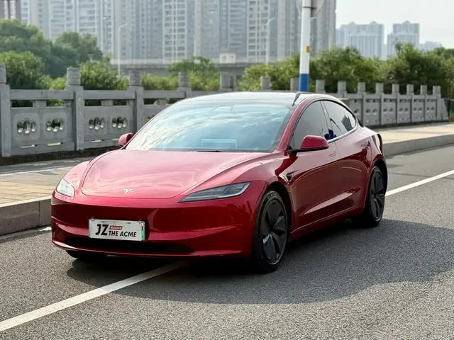 Tesla Model 3 2023 Rear-Wheel Drive
