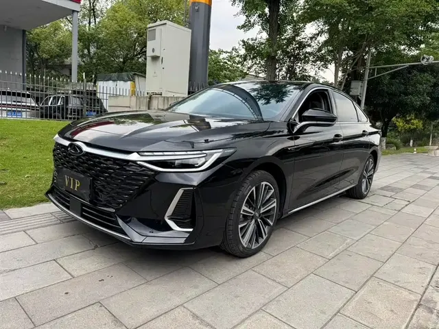 Chery Arrizo 8 2022 1.6T DCT Yi