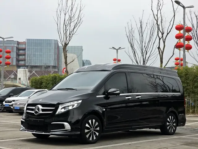 Mercedes-Benz Vito 2021 2.0T Business Edition 7-seater