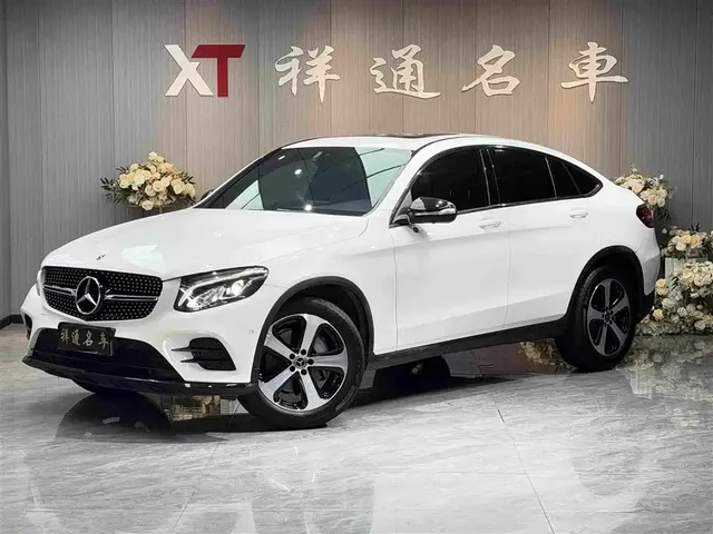 Mercedes-Benz GLC Coupe 2019 GLC 200 4MATIC Coupe SUV