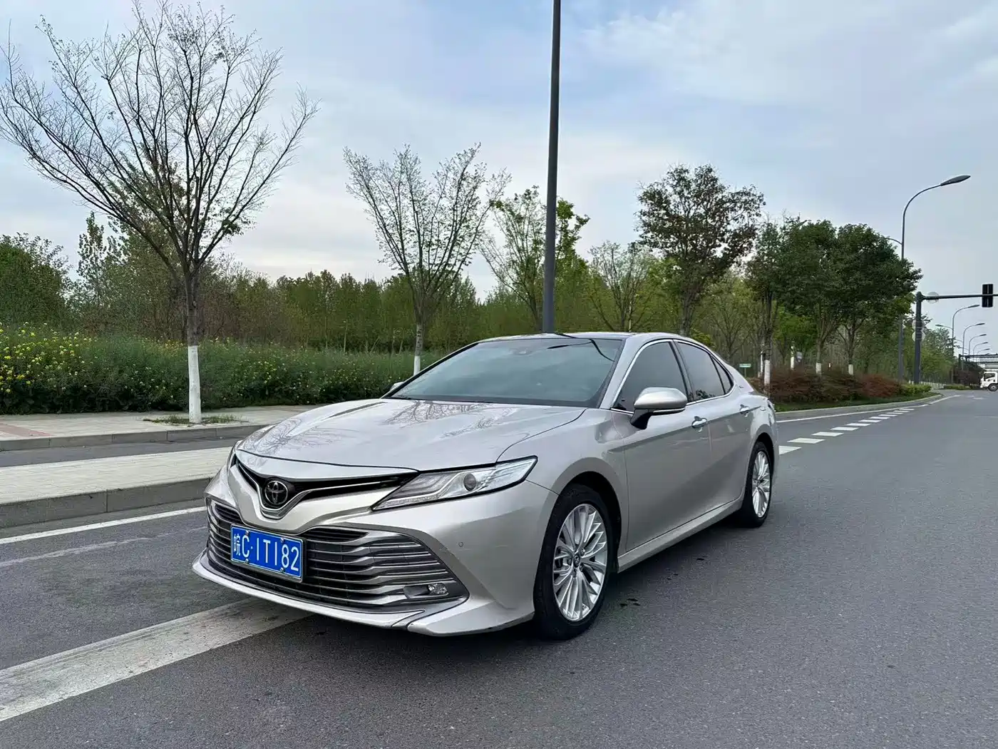 Toyota Camry 2019 2.5G Luxury (China V)