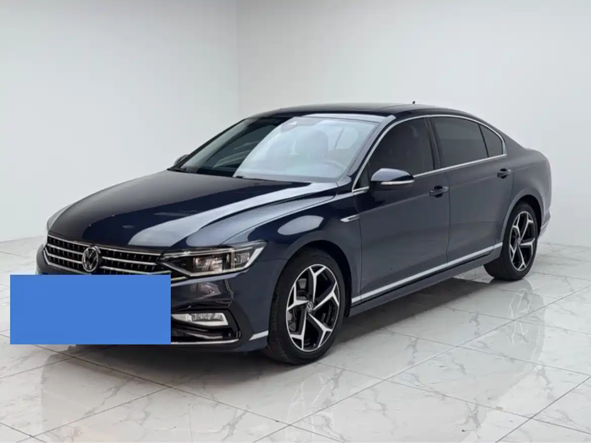 Volkswagen Magotan 2023 2 Million Units Anniversary Edition 330TSI DSG Leading Type