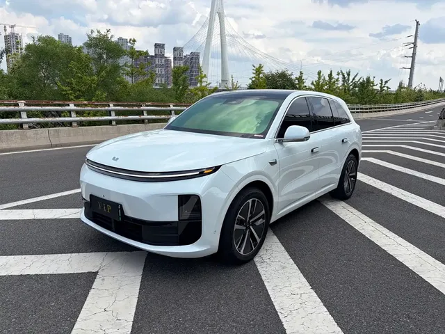 Li Auto L6 2024 Pro