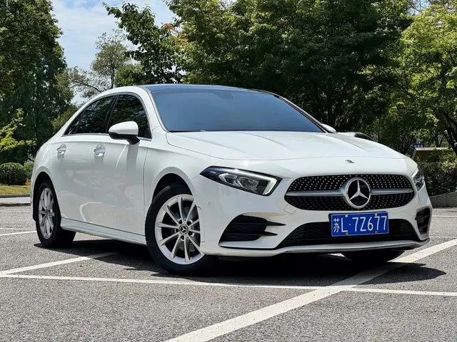 Mercedes-Benz A-Class 2023 A 200 L Fashion