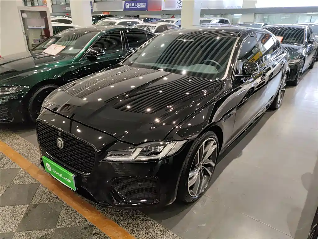Jaguar XFL 2025 2.0T P300 AWD 90th Anniversary Edition