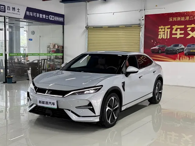 BYD Song L EV 2025 662km Excellence Smart Driving Model