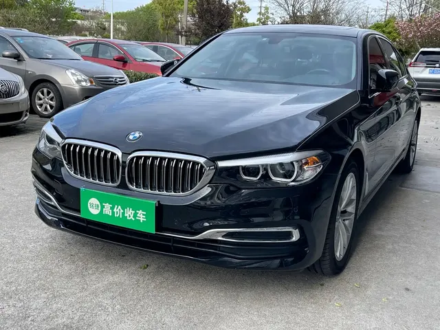 BMW 5 Series 2019 Facelift 525Li Luxury Package