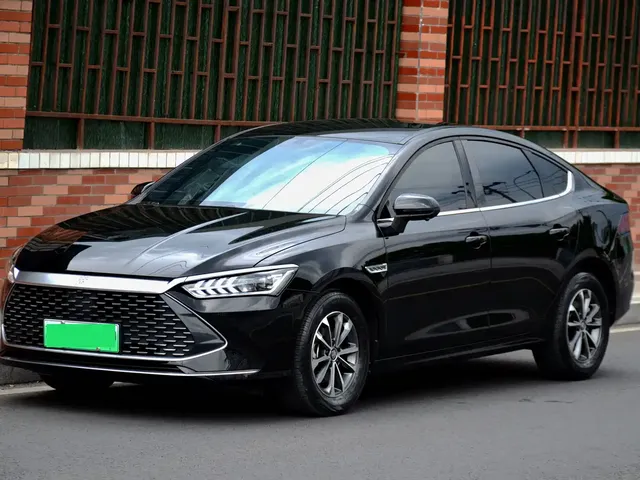 BYD Qin PLUS 2021 DM-i 55KM Flagship