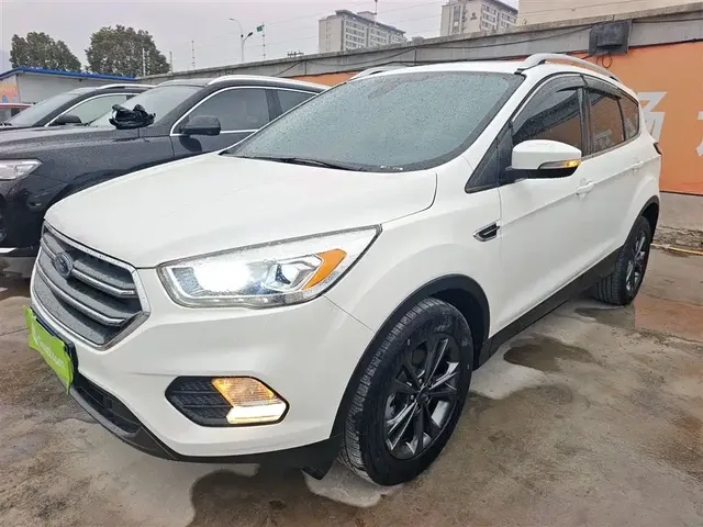 Ford Kuga 2019 EcoBoost 180 2WD Platinum Wing Edition China VI