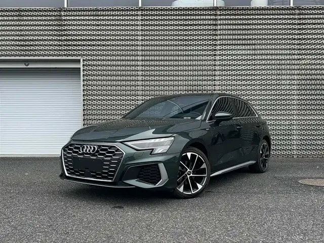 Audi A3 2024 Model Sportback 35 TFSI Fashion Sport