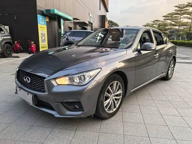 Infiniti Q50L 2018 2.0T Comfort (China VI)