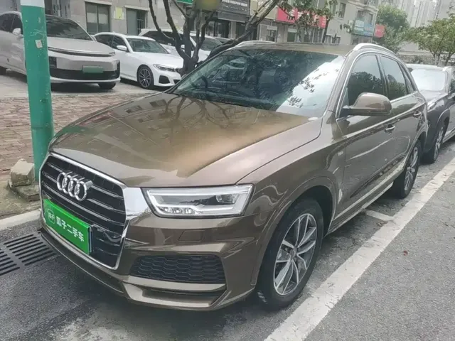 Audi Q3 2018 30 TFSI Fashion Collector's Edition