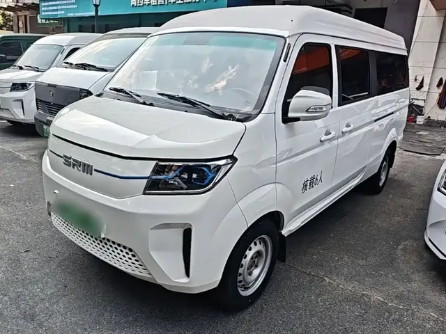 SRM Xinyuan Good Luck 2025 Voyage Edition BYD 42.3kWh 305km 6-seater