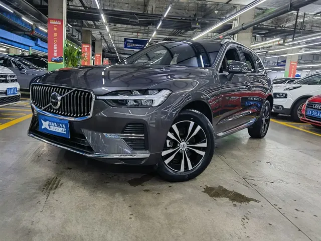 Volvo XC60 2023 B5 AWD Smart Luxury Edition