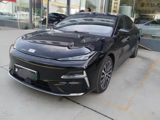 Geely Galaxy Xingyao 8 2025 130km EM-P Starship Edition