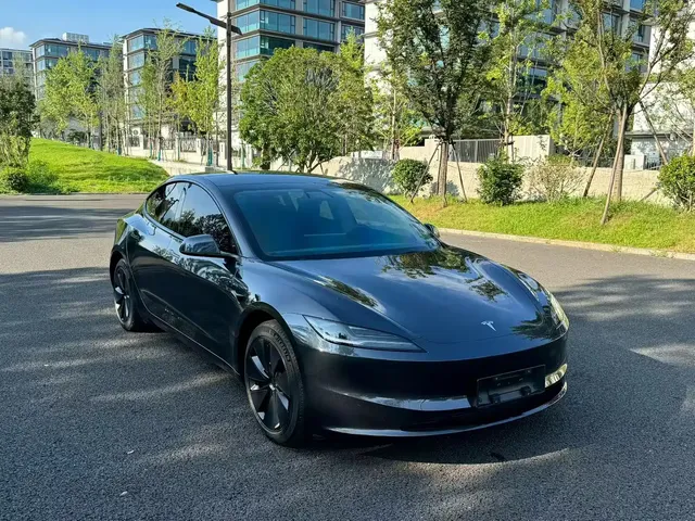 Tesla Model 3 2023 Rear-Wheel Drive