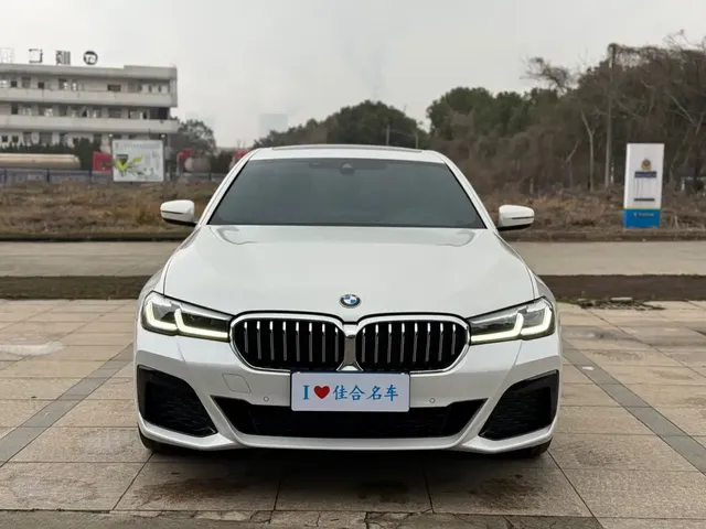 BMW 5 Series 2022 530Li Leading M Sport Package
